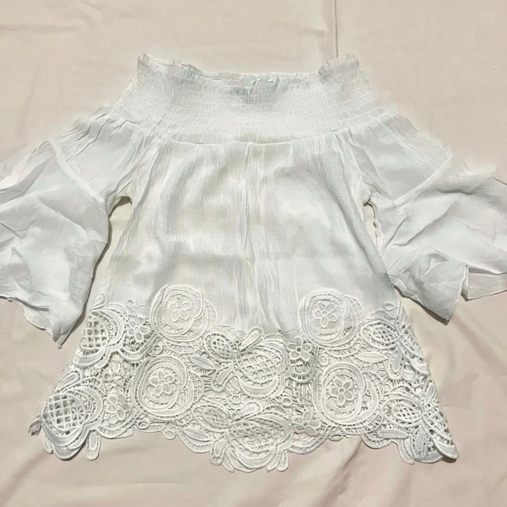 Unique Spectrum White Off-Shoulder Top - Size S